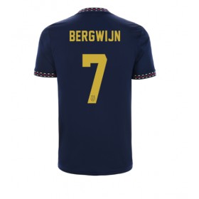 Herren Fußballbekleidung Ajax Steven Bergwijn #7 Auswärtstrikot 2022-23 Kurzarm
